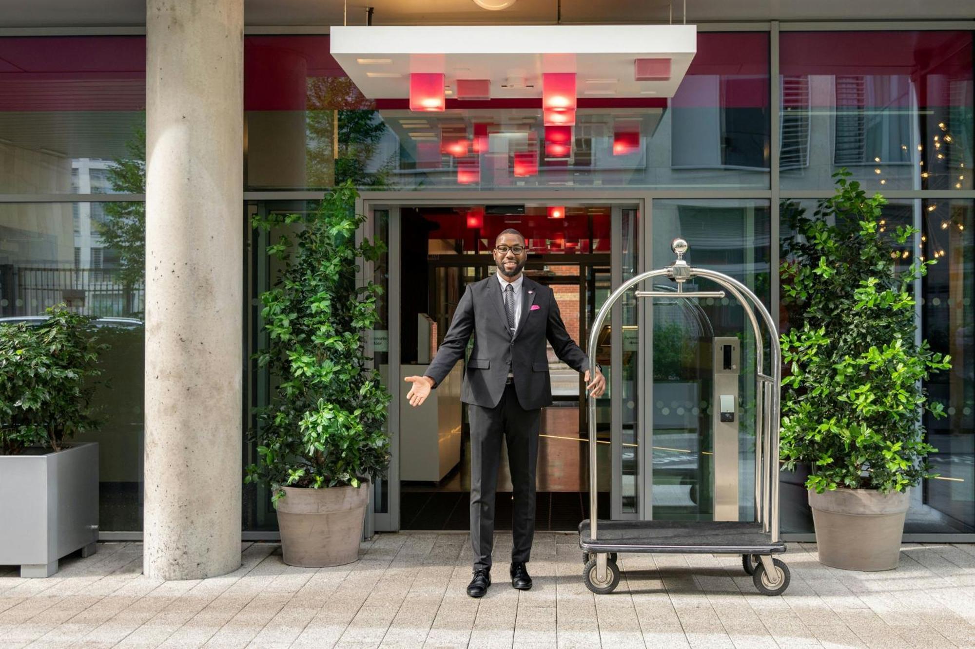 Aloft Dublin City Bagian luar foto